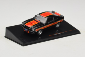 Ford Mustang Cobra II Negru IXO 1:43 CLC599N Metal - imaginea 2 din 4