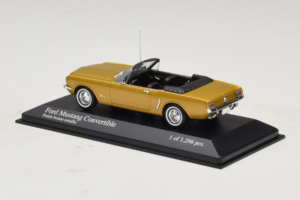 Ford Mustang Cabriolet Auriu Minichamps 1:43 400082432 Metal - imaginea 3 din 4