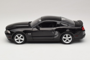 Ford Mustang GT Negru Drive Movie GreenLight 1:18 13609 Metal - imaginea 4 din 8