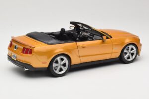 Ford Mustang GT S197 Cabriolet Auriu Maisto 1:18 31158 Metal - imaginea 2 din 7