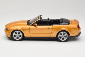 Ford Mustang GT S197 Cabriolet Auriu Maisto 1:18 31158 Metal - imaginea 3 din 7