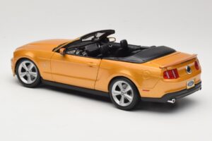 Ford Mustang GT S197 Cabriolet Auriu Maisto 1:18 31158 Metal - imaginea 6 din 7
