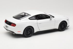 Ford Mustang GT S550 Alb Maisto 1:18 31197 Metal - imaginea 3 din 8