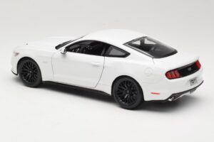 Ford Mustang GT S550 Alb Maisto 1:18 31197 Metal - imaginea 7 din 8