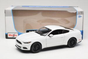Ford Mustang GT S550 Alb Maisto 1:18 31197 Metal - imaginea 8 din 8