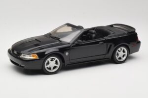 Ford Mustang GT SN95 Cabriolet Negru Maisto 1:18 50328 Metal