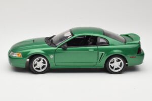 Ford Mustang GT SN95 Verde Maisto 1:18 50326 Metal - imaginea 4 din 8