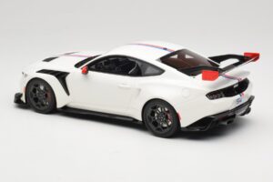 Ford Mustang GTD S650 Spirit of America Performance White GT Spirit 1:18 GT956 Rășină - imaginea 5 din 6