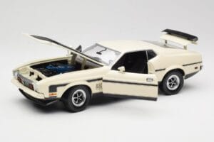 Ford Mustang Mach 1 Alb Sun Star 1:18 3602 Metal - imaginea 2 din 8