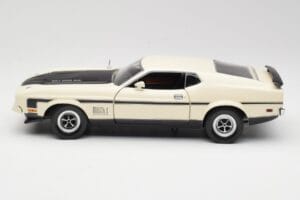 Ford Mustang Mach 1 Alb Sun Star 1:18 3602 Metal - imaginea 4 din 8