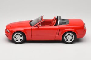 Ford Mustang S197 GT Cabriolet Roșu Beanstalk Group 1:18 FOR10016R Metal - imaginea 4 din 8