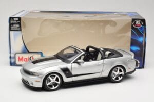 Ford Mustang S197 Roush 427R Cabriolet Argintiu Maisto 1:18 31669 Metal - imaginea 8 din 8