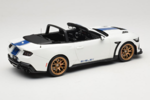 Ford Mustang S650 Shelby Super Snake Oxford White GT Spirit 1:18 GT572 Rășină - imaginea 2 din 6