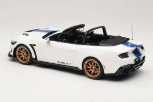 Ford Mustang S650 Shelby Super Snake Oxford White GT Spirit 1:18 GT572 Rășină - imaginea 5 din 6