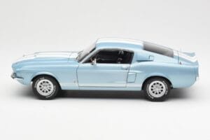 Ford Mustang Shelby GT500 Albastru Deschis Metalic Cu Dungi Albe AUTOart 1:18 72907 Metal - imaginea 4 din 8