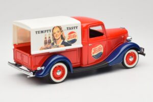 Ford Pickup Truck Pepsi-Cola Solido 1:18 99053 Metal - imaginea 3 din 8