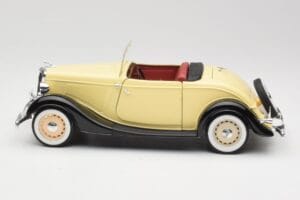 Ford Roadster Dearborn Yellow Solido 1:18 8008 Metal - imaginea 4 din 8