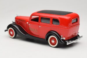 Ford Sedan Roșu Solido 1:18 8066 Metal - imaginea 7 din 8