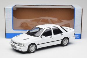 Ford Sierra RS Cosworth 4x4 Alb MCG 1:18 MCG18353 Metal - imaginea 6 din 6