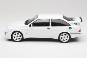 Ford Sierra RS Cosworth Alb IXO 1:18 18CMC121 Metal - imaginea 3 din 6