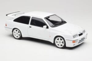 Ford Sierra RS Cosworth Alb IXO 1:18 18CMC121 Metal - imaginea 4 din 6