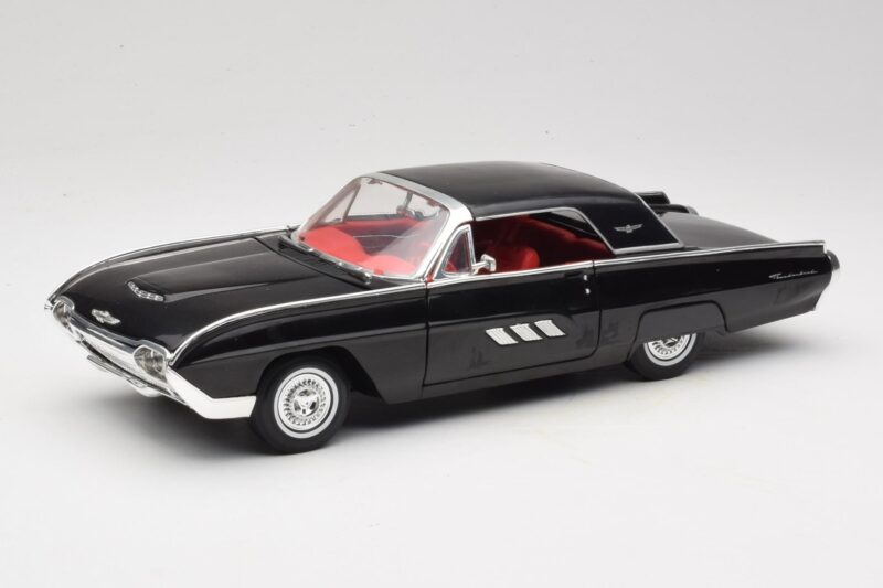 Ford Thunderbird Negru Anson 1:18 30344 Metal
