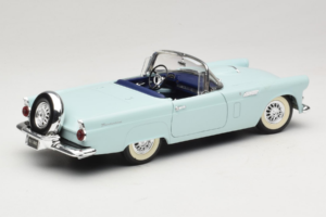 Ford Thunderbird Verde Revell 1:18 8804-G1 Metal - imaginea 3 din 8