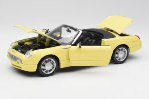 Ford Thunderbird Show Car Galben Maisto 1:18 50335 Metal - imaginea 2 din 8