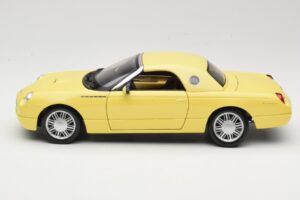 Ford Thunderbird Show Car Galben Maisto 1:18 50336 Metal - imaginea 4 din 8