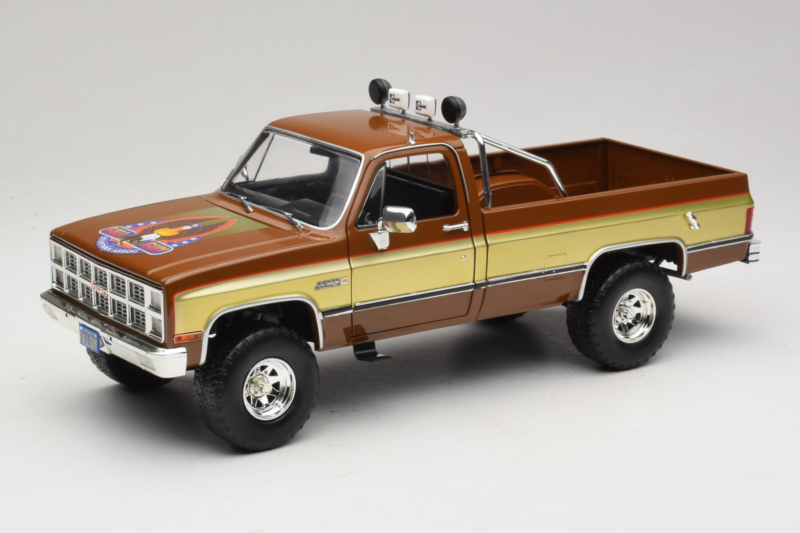 GMC K-2500 Sierra Grande Maro GreenLight 1:18 13560 Metal