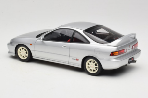 Honda Integra Type R DC2 Pre-Facelift Vogue Silver Metallic MotorHelix 1:18 M85202 Metal - imaginea 7 din 8