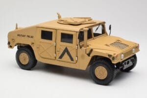 Hummer H1 AM General Military Police Exoto 1:18 01801 Metal - imaginea 6 din 8