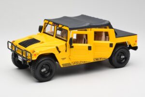 Hummer H1 Soft Top Galben Maisto 1:18 56041 Metal - imaginea 2 din 8