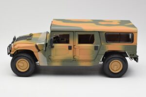 Hummer H1 Station Wagon Military Maisto 1:18 56049 Metal - imaginea 4 din 8