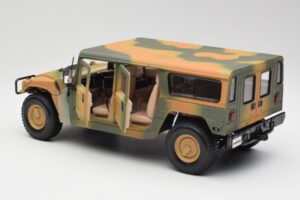 Hummer H1 Station Wagon Military Maisto 1:18 56049 Metal - imaginea 5 din 8
