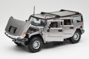 Hummer H2 Argintiu Maisto 1:18 7449569 Metal - imaginea 2 din 8