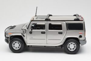 Hummer H2 Argintiu Maisto 1:18 7449569 Metal - imaginea 4 din 8