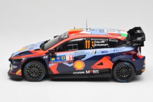 Hyundai i20 N Rally1 WRC #11 T. Neuville / M. Wydaeghe Central European Rally Winner 2023 IXO 1:18 18RMC193 Metal - imaginea 3 din 6