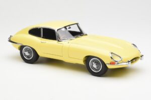 Jaguar E-Type 3.8 Series 1 Galben Deschis Kyosho 1:18 08954LY Metal - imaginea 6 din 8