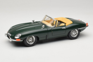 Jaguar E-Type Cabriolet Verde Bburago 1:18 3026 Metal