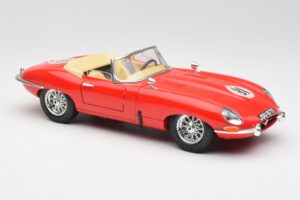 Jaguar E-Type Cabriolet Roșu Bburago 1:18 3016 Metal - imaginea 6 din 8