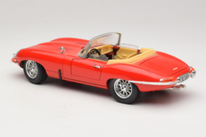 Jaguar E-Type Series 1 Cabriolet Roșu Bburago 1:18 3038 Metal - imaginea 6 din 8