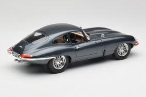 Jaguar E-Type Series 1 Verde Bburago 1:18 3018-M1 Metal - imaginea 5 din 8