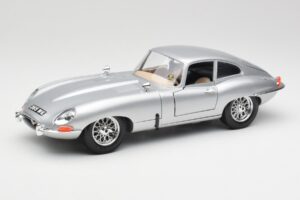 Jaguar E-Type Series 1 Argintiu Bburago 1:18 3018-M2 Metal