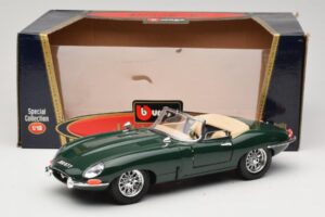 Jaguar E-Type Series 1 Roadster Verde Bburago 1:18 3016-M1 Metal - imaginea 8 din 8