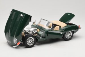 Jaguar E-Type Series 1 Roadster Verde Bburago 1:18 3016-M1 Metal - imaginea 2 din 8
