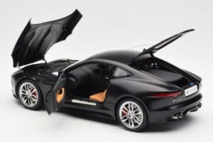 Jaguar F-Type R X152 Negru Mat AUTOart 1:18 73652 Compozit - imaginea 5 din 8