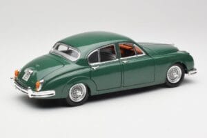 Jaguar Mark II British Racing Verde & Interior Albastru Maisto 1:18 59001 Metal - imaginea 3 din 8