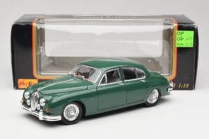 Jaguar Mark II British Racing Verde & Interior Albastru Maisto 1:18 59001 Metal - imaginea 8 din 8
