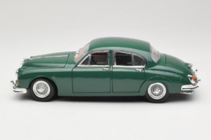 Jaguar Mark II Verde Tchibo 1:18 49420 Metal - imaginea 4 din 8